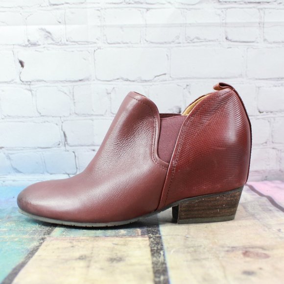 Naya Shoes - NAYA Felix Chelsea Slip On Ankle Boots Size 8 M